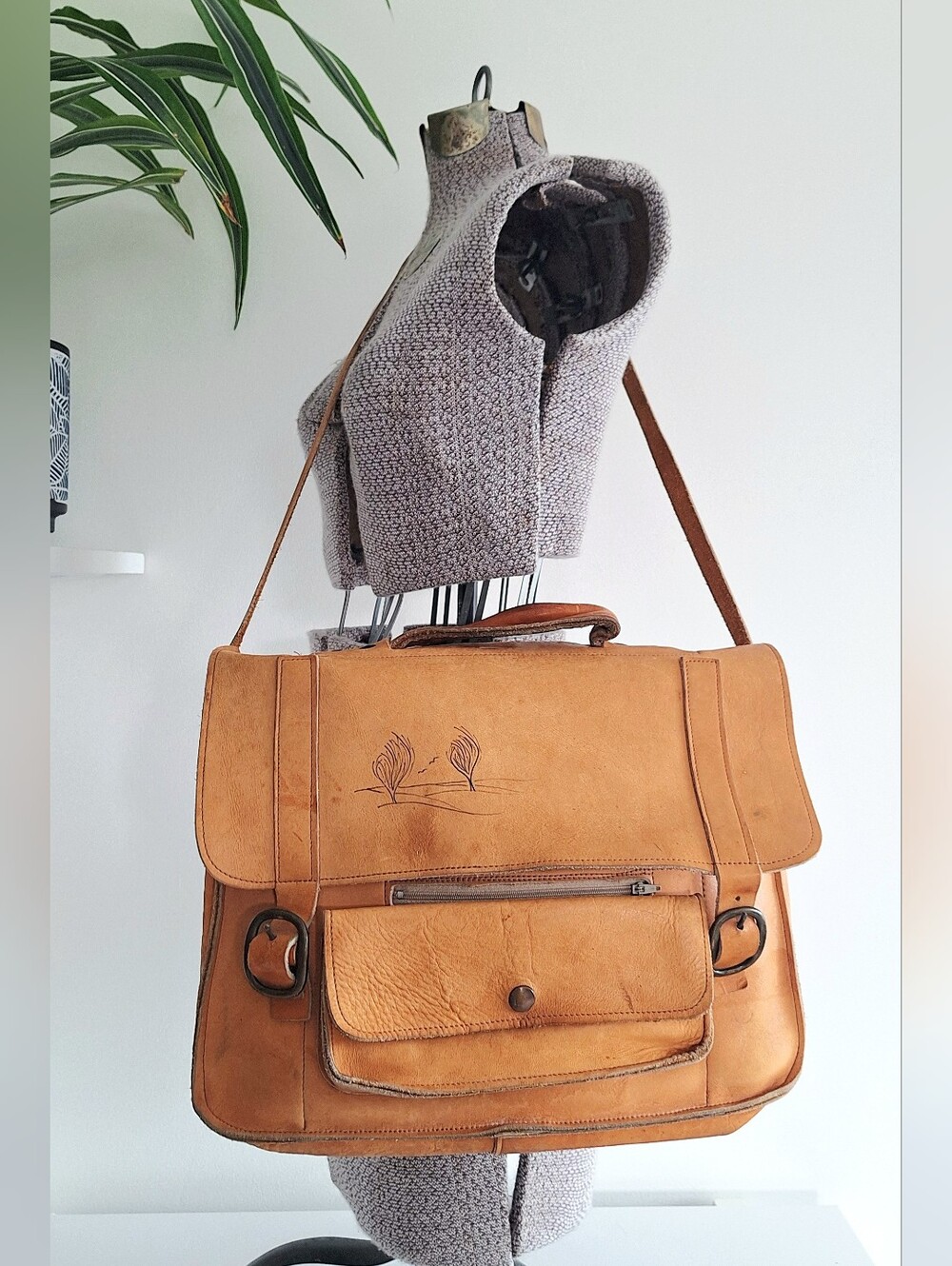 Vintage Leather Shoulder Bag